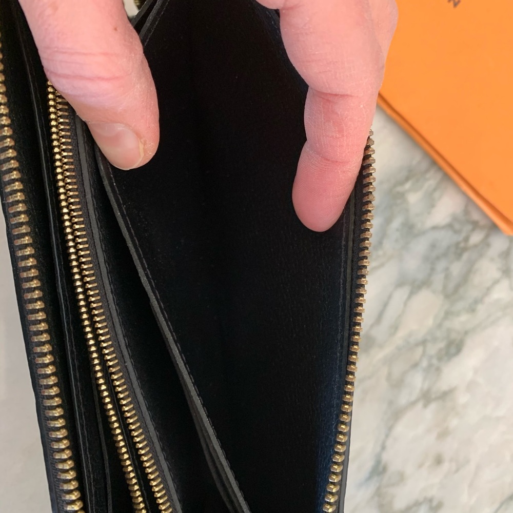 Sold Louis Vuitton Empreinte Noir Clemence wallet - Picture 13 of 14
